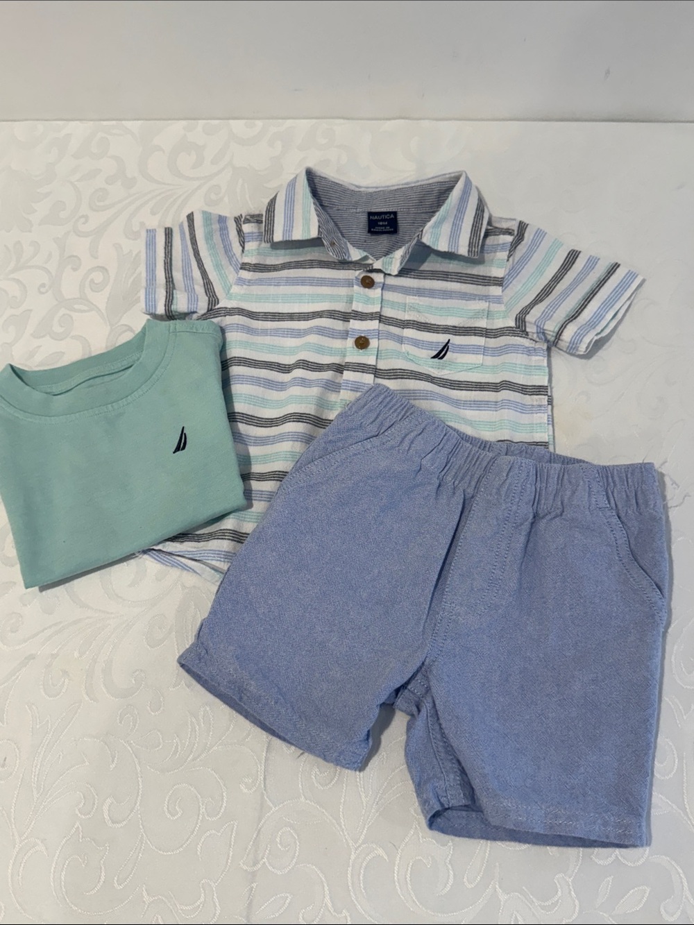 🌟 3/$15🌟Nautica 3 Piece Short Set. 18 months.
